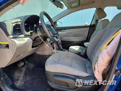 Zdjęcie 7 z 12 samochodu: 2017 HYUNDAI ELANTRA SE VIN:5NPD74LF6HH164436 - miniatura