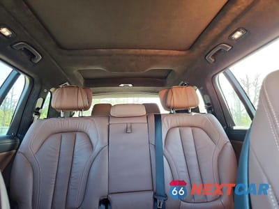 Zdjęcie 10 z 13 samochodu: 2020 BMW X7 XDRIVE40I VIN:5UXCW2C02L9D35619 - miniatura