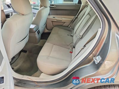 Zdjęcie 10 z 12 samochodu: 2008 CHRYSLER 300 LX VIN:2C3KA43R28H133605 - miniatura