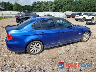 Trzecie zdjęcie samochodu z tyłu: 2007 BMW 328 I SULEV VIN:WBAVC53577FZ75973 - miniatura