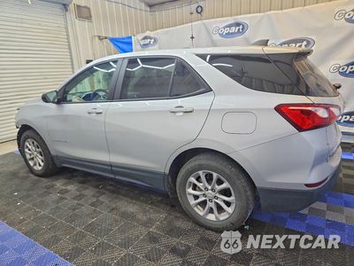 Drugie zdjęcie samochodu z przodu: 2021 CHEVROLET EQUINOX LS VIN:3GNAXHEV5MS166782 - miniatura