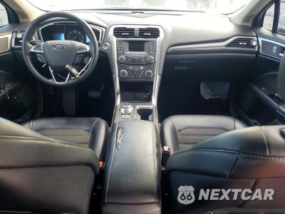 Zdjęcie 8 z 12 samochodu: 2017 FORD FUSION SE HYBRID VIN:3FA6P0LU0HR217182 - miniatura