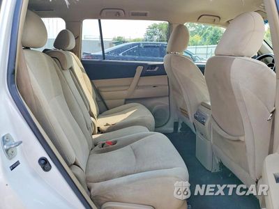 Zdjęcie 11 z 13 samochodu: 2011 TOYOTA HIGHLANDER BASE VIN:5TDBK3EH3BS046876 - miniatura