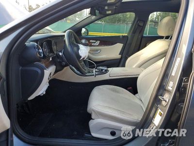 Zdjęcie 7 z 12 samochodu: 2018 MERCEDES-BENZ E 300 VIN:WDDZF4JB6JA410719 - miniatura