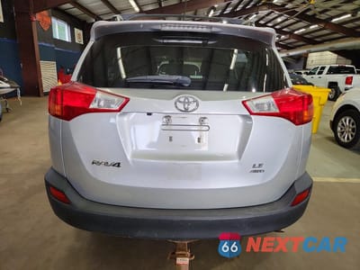 Zdjęcie 6 z 13 samochodu: 2013 TOYOTA RAV4 LE VIN:JTMBFREV6D5012534 - miniatura