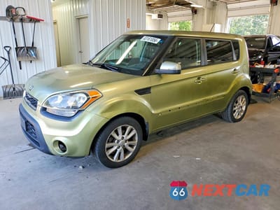 2013 KIA SOUL + KNDJT2A6XD7596449 - główne zdjęcie licytacji z USA - miniatura