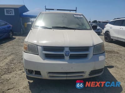 Piąte zdjęcie samochodu w środku: 2008 DODGE GRAND CARAVAN SE VIN:2D8HN44HX8R780958 - miniatura