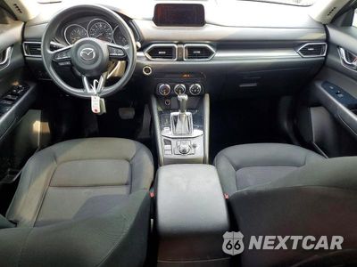 Zdjęcie 8 z 13 samochodu: 2017 MAZDA CX-5 SPORT VIN:JM3KFBBL5H0120616 - miniatura