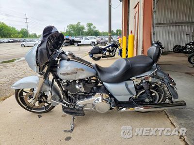 Trzecie zdjęcie samochodu z tyłu: 2023 HARLEY-DAVIDSON FLHX VIN:1HD1KBC15PB626221 - miniatura