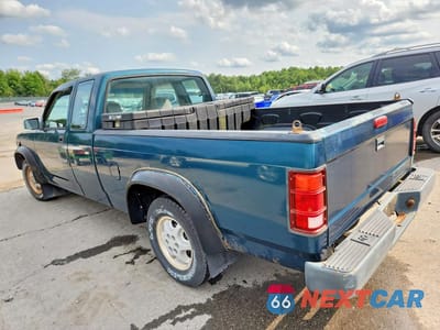 Drugie zdjęcie samochodu z przodu: 1995 DODGE DAKOTA VIN:1B7GL23XXSW943314 - miniatura