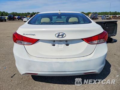 Zdjęcie 6 z 12 samochodu: 2013 HYUNDAI ELANTRA GLS VIN:5NPDH4AE3DH383470 - miniatura