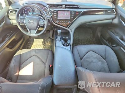 Zdjęcie 8 z 12 samochodu: 2018 TOYOTA CAMRY LE VIN:4T1B11HK8JU583800 - miniatura