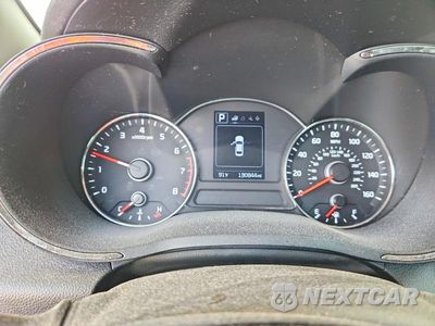 Zdjęcie 9 z 12 samochodu: 2018 KIA FORTE EX VIN:3KPFL4A86JE189999 - miniatura
