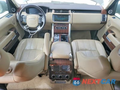 Zdjęcie 8 z 12 samochodu: 2017 LAND ROVER RANGE ROVER HSE VIN:SALGS2FV2HA352048 - miniatura