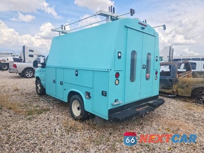 Drugie zdjęcie samochodu z przodu: 2016 FORD ECONOLINE E350 SUPER DUTY CUTAWAY VAN VIN:1FDWE3FL9GDC09122 - miniatura
