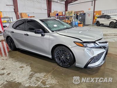 Czwarte zdjęcie samochodu z boku: 2021 TOYOTA CAMRY SE NIGHTSHADE VIN:4T1G11BK3MU043581 - miniatura