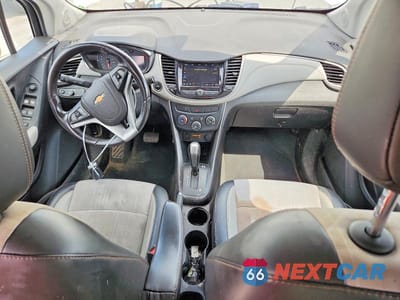 Zdjęcie 8 z 13 samochodu: 2019 CHEVROLET TRAX 1LT VIN:3GNCJLSB7KL123706 - miniatura