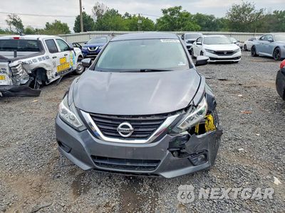 Piąte zdjęcie samochodu w środku: 2018 NISSAN ALTIMA 2.5 SL VIN:1N4AL3AP4JC232583 - miniatura