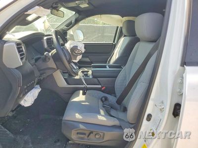 Zdjęcie 7 z 12 samochodu: 2025 TOYOTA TUNDRA SR5 VIN:5TFLA5DB8SX307784 - miniatura