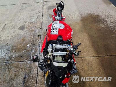 Piąte zdjęcie samochodu w środku: 2016 DUCATI SUPERBIKE 1299 PANIGALE VIN:ZDM14BYW4GB006156 - miniatura