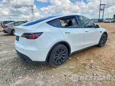 Trzecie zdjęcie samochodu z tyłu: 2021 TESLA MODEL Y VIN:5YJYGDEE5MF207131 - miniatura