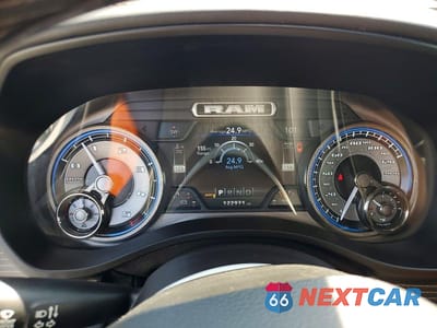Zdjęcie 9 z 12 samochodu: 2020 RAM 1500 LIMITED VIN:1C6SRFHMXLN268674 - miniatura