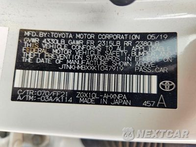 Zdjęcie 12 z 12 samochodu: 2019 TOYOTA C-HR XLE VIN:JTNKHMBXXK1047919 - miniatura