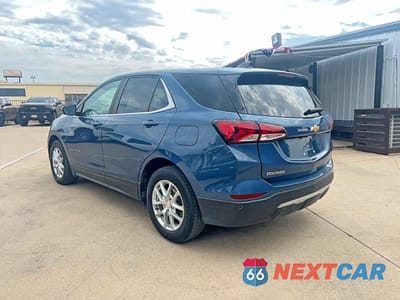 Trzecie zdjęcie samochodu z tyłu: 2024 CHEVROLET EQUINOX LT VIN:3GNAXKEG1RL100908 - miniatura