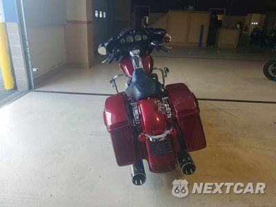 Czwarte zdjęcie samochodu z boku: 2017 HARLEY-DAVIDSON FLHX STREET GLIDE VIN:1HD1KBC15HB607069 - miniatura