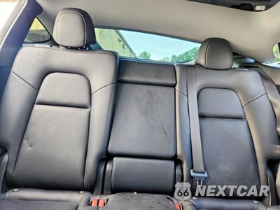 Zdjęcie 10 z 14 samochodu: 2024 TESLA MODEL Y VIN:7SAYGDEE0RF995133 - miniatura