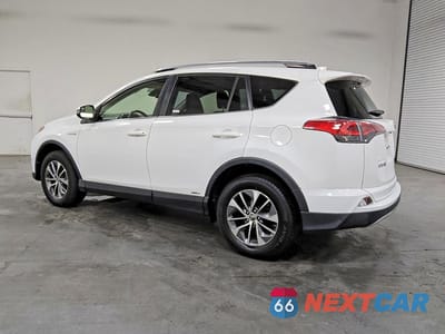 Drugie zdjęcie samochodu z przodu: 2018 TOYOTA RAV4 HYBRID XLE VIN:JTMRJREV6JD192614 - miniatura