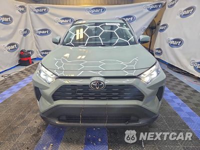 Piąte zdjęcie samochodu w środku: 2023 TOYOTA RAV4 XLE VIN:JTMW1RFVXPD100267 - miniatura