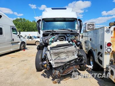 Piąte zdjęcie samochodu w środku: 2024 VOLVO VNL SEMI TRUCK VIN:4V4NC9EH7RN634992 - miniatura
