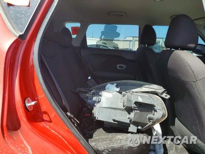Zdjęcie 10 z 12 samochodu: 2019 KIA SOUL BASE VIN:KNDJN2A29K7660405 - miniatura