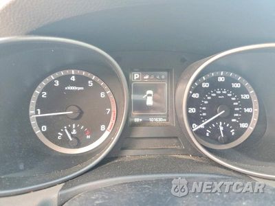Zdjęcie 9 z 13 samochodu: 2017 HYUNDAI SANTA FE SPORT 2.4L VIN:5XYZT3LB3HG490050 - miniatura