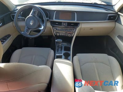Zdjęcie 8 z 12 samochodu: 2018 KIA OPTIMA LX VIN:5XXGT4L32JG272200 - miniatura