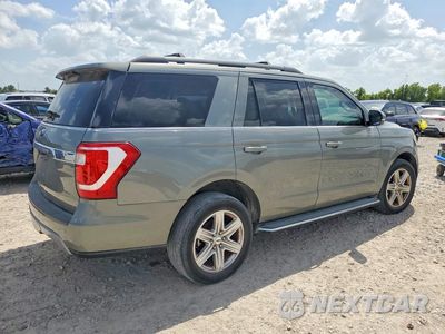 Trzecie zdjęcie samochodu z tyłu: 2019 FORD EXPEDITION XLT VIN:1FMJU1HT6KEA68978 - miniatura
