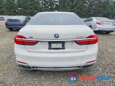 Zdjęcie 6 z 12 samochodu: 2016 BMW 750 XI VIN:WBA7F2C52GG420504 - miniatura