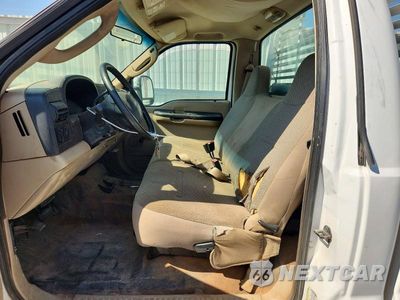 Zdjęcie 7 z 12 samochodu: 2005 FORD F250 SUPER DUTY VIN:1FTNF20545EB69931 - miniatura