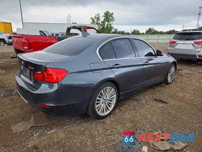 Trzecie zdjęcie samochodu z tyłu: 2012 BMW 328 I VIN:WBA3A5C54CF341589 - miniatura