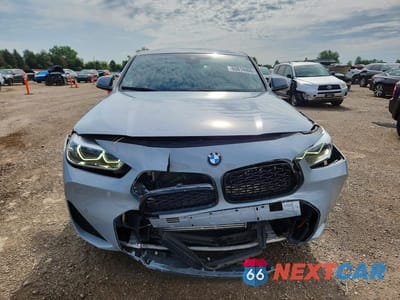 Piąte zdjęcie samochodu w środku: 2022 BMW X2 XDRIVE28I VIN:WBXYJ1C06N5U63632 - miniatura