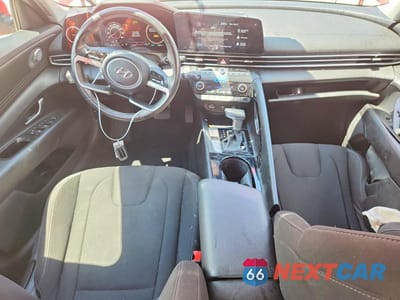 Zdjęcie 8 z 12 samochodu: 2023 HYUNDAI ELANTRA SEL VIN:5NPLS4AG8PH117171 - miniatura