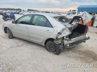 Drugie zdjęcie samochodu z przodu: 2005 TOYOTA CAMRY STANDARD VIN:4T1BE32K65U020906 - miniatura