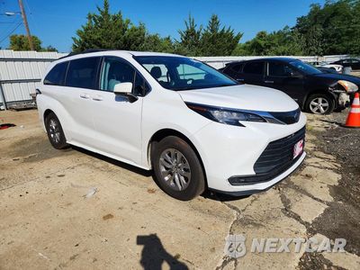 Czwarte zdjęcie samochodu z boku: 2022 TOYOTA SIENNA LE VIN:5TDBSKFC4NS044376 - miniatura