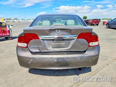 Zdjęcie 6 z 12 samochodu: 2010 HONDA CIVIC LX VIN:19XFA1F50AE025344 - miniatura
