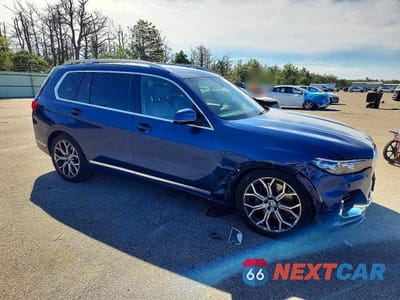 Czwarte zdjęcie samochodu z boku: 2020 BMW X7 XDRIVE40I VIN:5UXCW2C02L9D35619 - miniatura