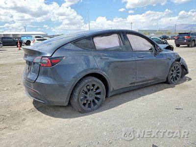 Trzecie zdjęcie samochodu z tyłu: 2023 TESLA MODEL Y VIN:7SAYGAEE2PF886099 - miniatura