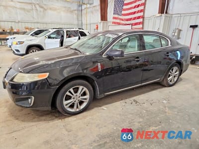 2010 LINCOLN MKS 1LNHL9ER7AG603134 - główne zdjęcie licytacji z USA - miniatura