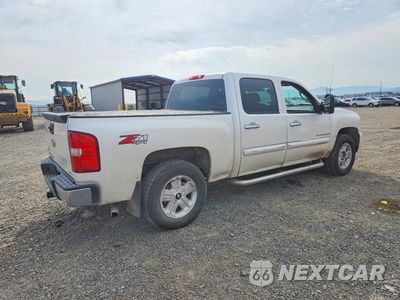 Trzecie zdjęcie samochodu z tyłu: 2011 CHEVROLET SILVERADO K1500 LT VIN:3GCPKSE37BG333432 - miniatura