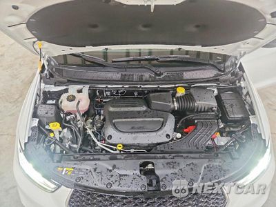 Zdjęcie 12 z 13 samochodu: 2026 CHRYSLER PACIFICA LIMITED VIN:2C4RC1GG1TR276690 - miniatura